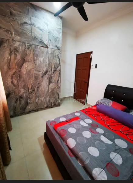 Rumah Bandar untuk Dijual di Taman Lagenda Mas (Cheras) - Kelly Chua - Bedroom - PropertyGuru.com.my