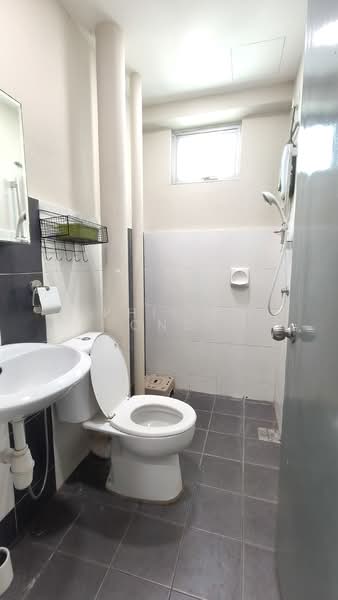 Condominium for Sale at Pinang Laguna - Philip Ong - Bathroom - PropertyGuru.com.my