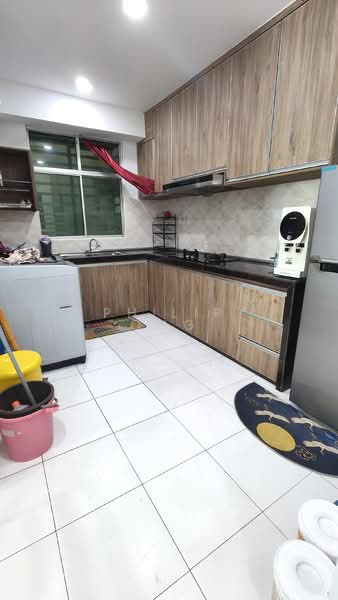 Condominium for Sale at Pinang Laguna - Philip Ong - Kitchen - PropertyGuru.com.my