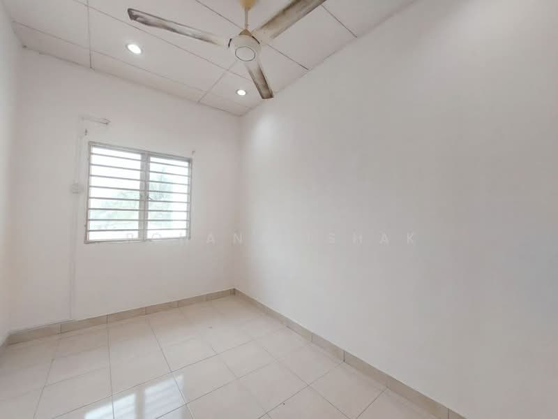 Terraced House for Sale in Sungai Buloh (Selangor) - Rohana Ishak - Interior - PropertyGuru.com.my