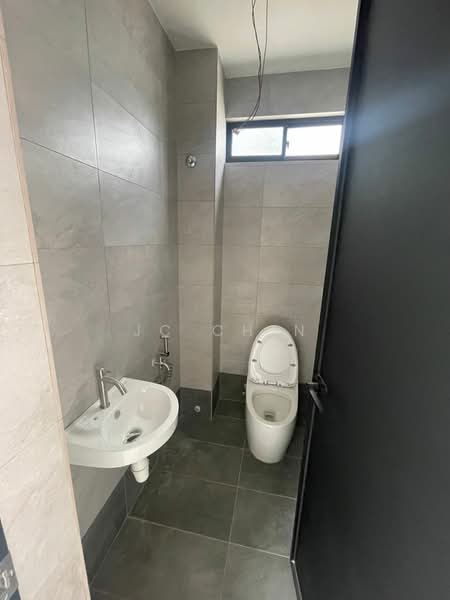Factory for Rent in Taman Kapar Permai (Kapar) - JC Chin - Bathroom - PropertyGuru.com.my