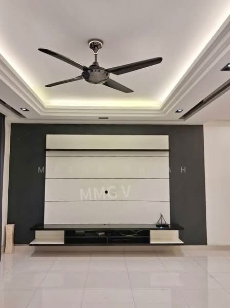 Rumah Teres 2 Tingkat untuk Dijual di Bandar Parklands (Klang) - Mason Chiah - Living Room - PropertyGuru.com.my