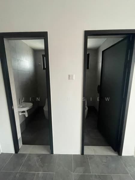 Factory for Rent in Taman Kapar Permai (Kapar) - Jin Yin Siew - Bathroom - PropertyGuru.com.my