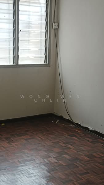 Rumah Teres 2 Tingkat untuk Dijual di Taman Daya (Kepong) - Wong Wen Chein - Bedroom - PropertyGuru.com.my