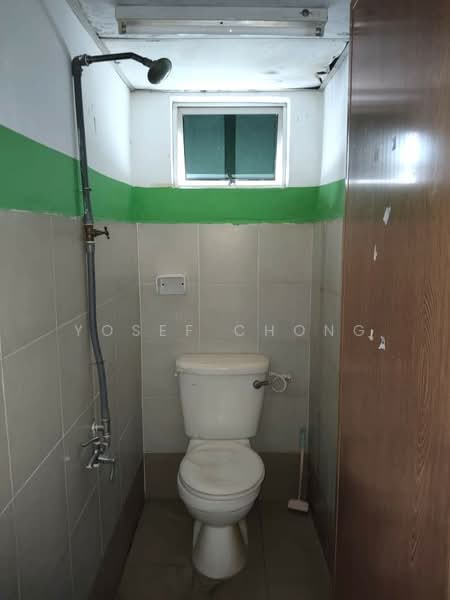 Kedai untuk Disewa di Taman Mutiara Mas (Skudai) - Yosef Chong - Bathroom - PropertyGuru.com.my