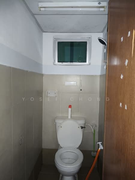 Kedai untuk Disewa di Taman Mutiara Mas (Skudai) - Yosef Chong - Bathroom - PropertyGuru.com.my