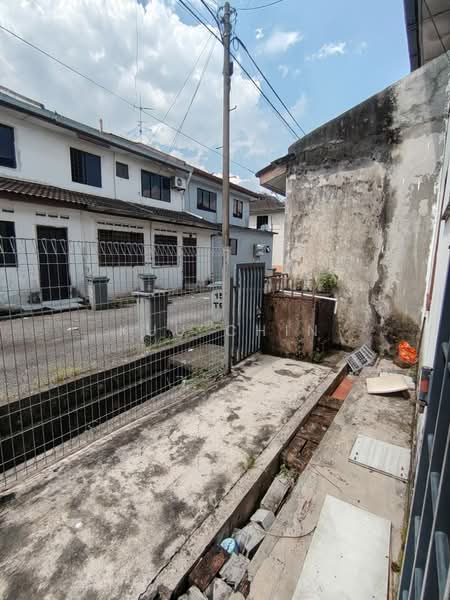Rumah Teres 2 Tingkat untuk Dijual di Taman Tampoi Indah (Tampoi) - Kuu Chin - Exterior - PropertyGuru.com.my