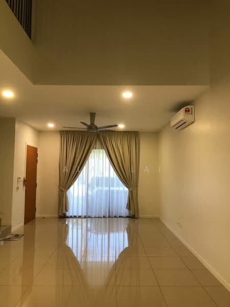 2-storey Terraced House for Rent in Setia Eco Glades (Cyberjaya) - Alan Lai - Living Room - PropertyGuru.com.my