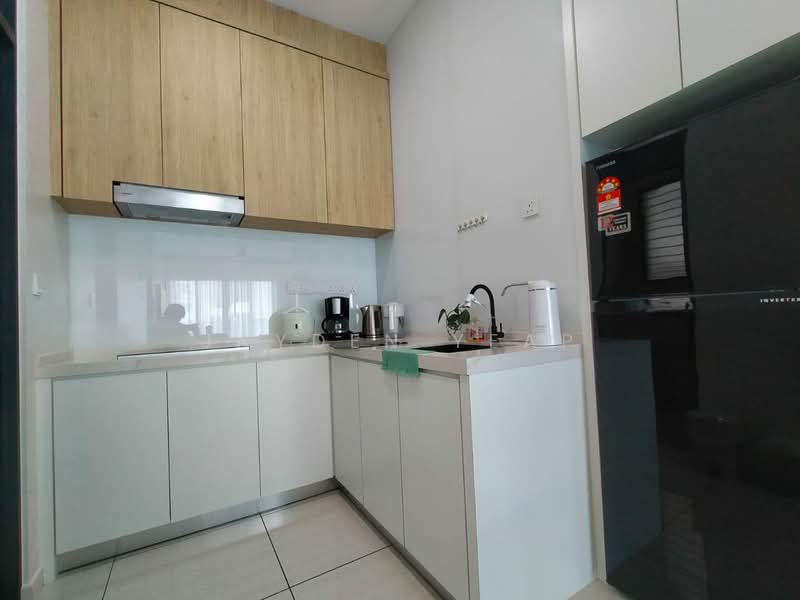 Kondominium untuk Disewa di Queens Residences Q1 @ Queens Waterfront - Jayden Yeap - PropertyGuru.com.my
