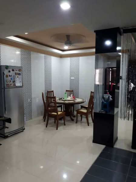 Rumah Teres 3 Tingkat untuk Dijual di Kajang (Selangor) - Kelly Chua - Dining Room - PropertyGuru.com.my
