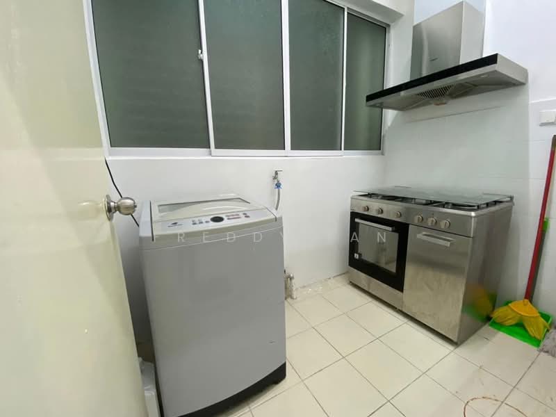 Condominium for Rent at The Oasis - Freddy Tan - Kitchen - PropertyGuru.com.my