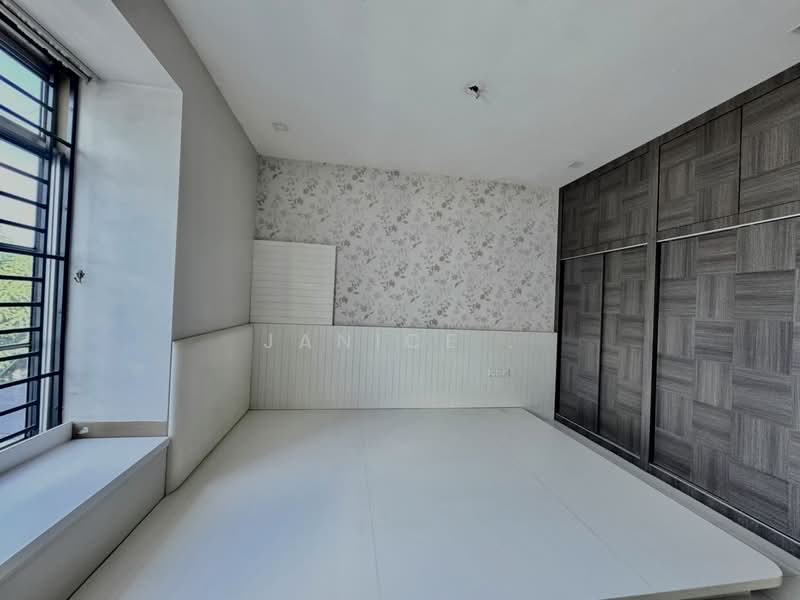 Rumah Teres 2 Tingkat untuk Dijual di Setia Tropika (Johor Bahru) - Janice . - PropertyGuru.com.my