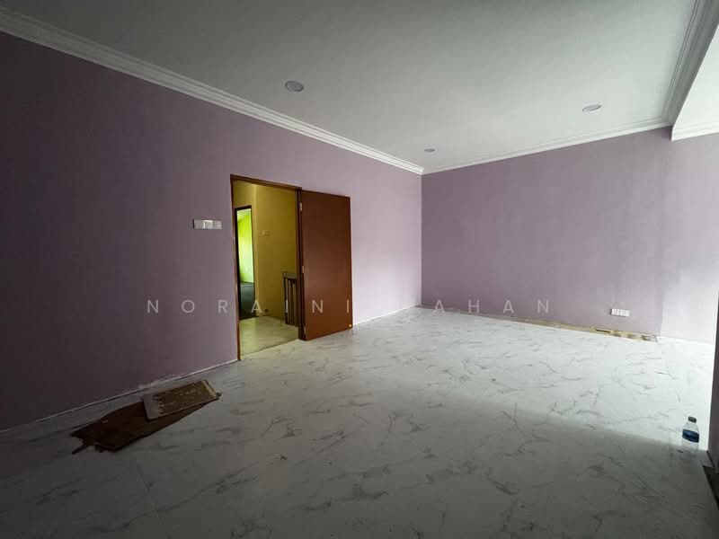 Rumah Teres 2 Tingkat untuk Dijual di Taman Jasmin (Kajang) - Noraini Dahan - Interior - PropertyGuru.com.my