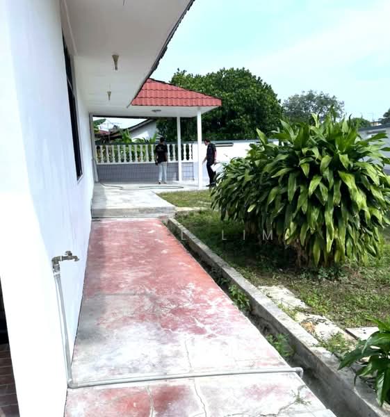 Rumah Teres 2 Tingkat untuk Dijual di Taman Johor Jaya (Johor Bahru) - Karl Lim - Exterior - PropertyGuru.com.my