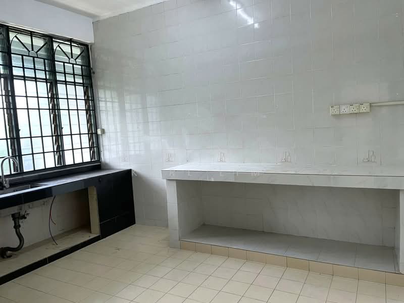 Rumah Teres 2 Tingkat untuk Dijual di Taman Johor Jaya (Johor Bahru) - Karl Lim - Kitchen - PropertyGuru.com.my