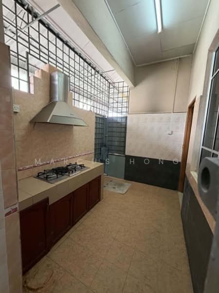 Bungalow for Sale in Taman Sri Pulai 2 (Sikamat) - Marcus Hong - Kitchen - PropertyGuru.com.my