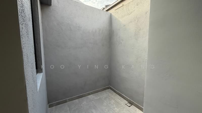 2.5-storey Terraced House for Rent in Taman Bukit Serdang (Seri Kembangan) - Koo Ying Kang - Exterior - PropertyGuru.com.my