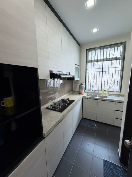 2-storey Terraced House for Sale in Setia Tropika (Johor Bahru) - Sky Tan - Kitchen - PropertyGuru.com.my