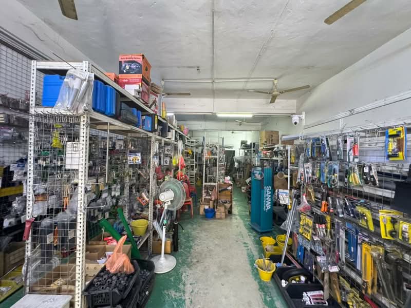 Shop for Sale in Saujana Akasia (Sungai Buloh) - Levin Khoo - PropertyGuru.com.my