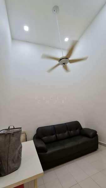 Rumah Banglo untuk Dijual di Pekan Batu 9 (Cheras) - Kelly Chua - Living Room - PropertyGuru.com.my