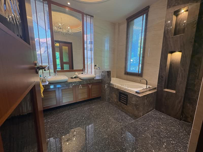 Bungalow for Sale in Batu Ferringhi (Penang) - Ray Fun - Bathroom - PropertyGuru.com.my