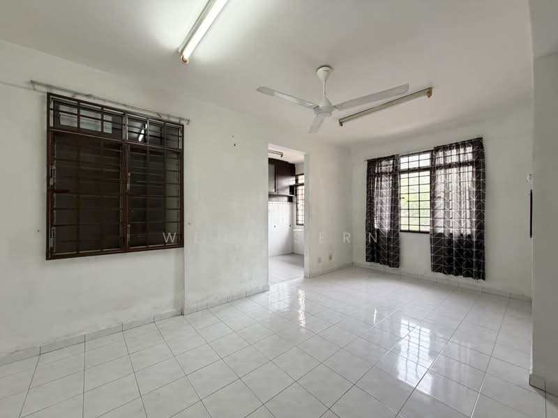 Condominium for Rent at Azuria Condominium - Weng Sern - Living Room - PropertyGuru.com.my