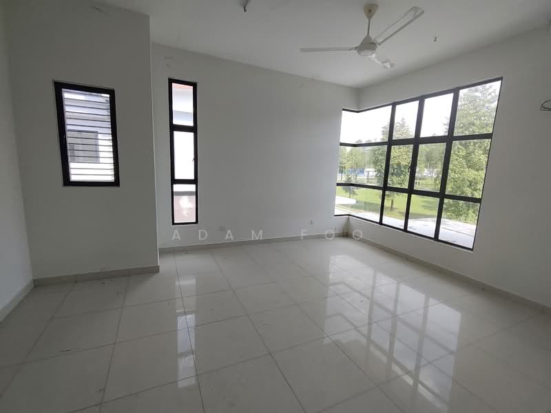 Semi-Detached House for Sale in Rawang (Selangor) - Adam Foo - Living Room - PropertyGuru.com.my