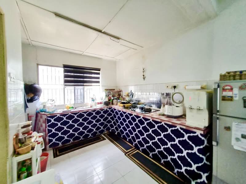 Rumah Teres 2 Tingkat untuk Dijual di TTDI Jaya (Shah Alam) - NORFADILAH ZAINUDDIN - Kitchen - PropertyGuru.com.my
