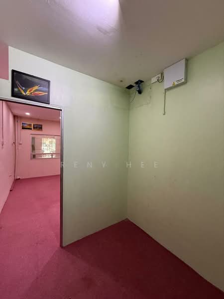 Shop for Rent in Taman Johor Jaya (Johor Bahru) - Reny Hee - Interior - PropertyGuru.com.my