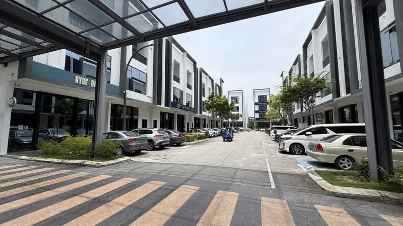 Kedai / Pejabat untuk Disewa di Aspen Vision City (Batu Kawan) - Leon Ng - Exterior - PropertyGuru.com.my