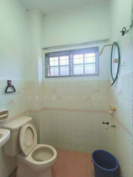 Rumah Teres 2 Tingkat untuk Disewa di BANDAR PUCHONG JAYA (Puchong) - Jayden Lee - Bathroom - PropertyGuru.com.my