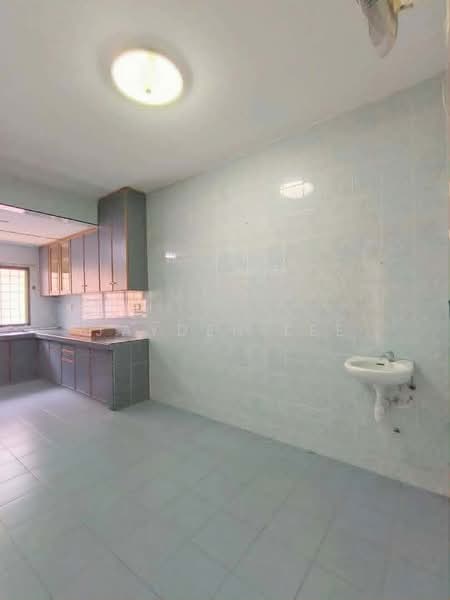 Rumah Teres 2 Tingkat untuk Disewa di BANDAR PUCHONG JAYA (Puchong) - Jayden Lee - Kitchen - PropertyGuru.com.my