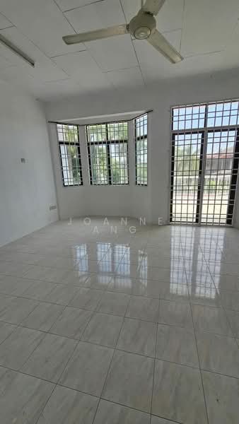 Rumah Teres 2 Tingkat untuk Disewa di Taman Budiman (Bukit Mertajam) - Joanne Ang - Living Room - PropertyGuru.com.my