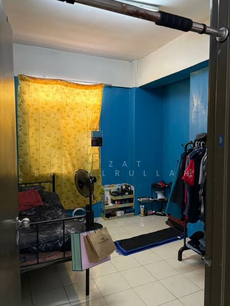 Rumah Flat untuk Dijual di Pangsapuri Villamas - Aizat Saifulrullah - Bedroom - PropertyGuru.com.my