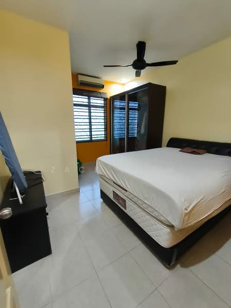 2-storey Terraced House for Sale in Taman Bestari Indah (Ulu Tiram) - Zack Chow - Bedroom - PropertyGuru.com.my