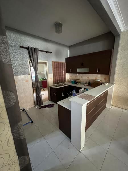 Rumah Teres 2-Tingkat untuk Dijual di Skudai (Johor) - Joanne Yong - Kitchen - PropertyGuru.com.my
