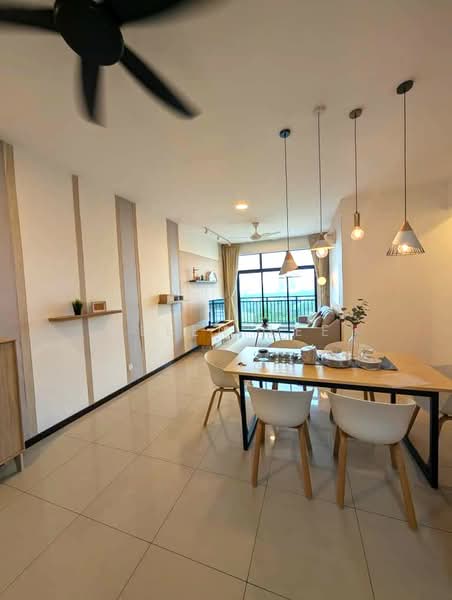Servis Apartment untuk Dijual di Molek Regency - Helen Lee - Living Room - PropertyGuru.com.my