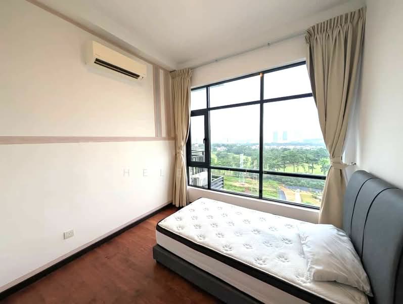 Servis Apartment untuk Dijual di Molek Regency - Helen Lee - Bedroom - PropertyGuru.com.my