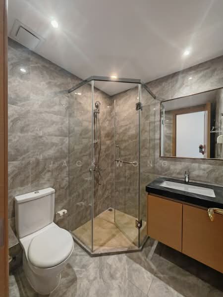Servis Apartment untuk Dijual di R&F Princess Cove Phase 1 - Jack Wong - Bathroom - PropertyGuru.com.my