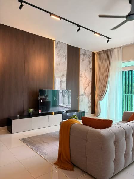 Kondominium untuk Disewa di Ferringhi Residence 2 - Irene Goh - Living Room - PropertyGuru.com.my