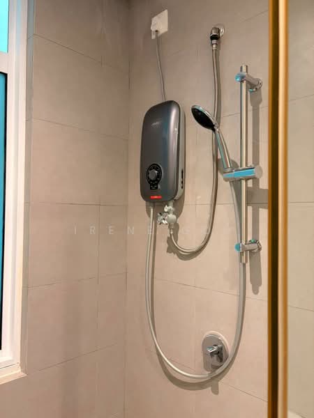 Kondominium untuk Disewa di Ferringhi Residence 2 - Irene Goh - Bathroom - PropertyGuru.com.my
