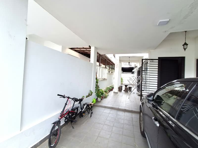 Cluster House for Sale in Horizon Hills (Iskandar Puteri (Nusajaya)) - Helen Lee - Car Porch and Patio - PropertyGuru.com.my