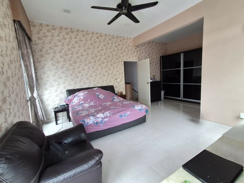 Cluster House for Sale in Horizon Hills (Iskandar Puteri (Nusajaya)) - Helen Lee - Master Room - PropertyGuru.com.my