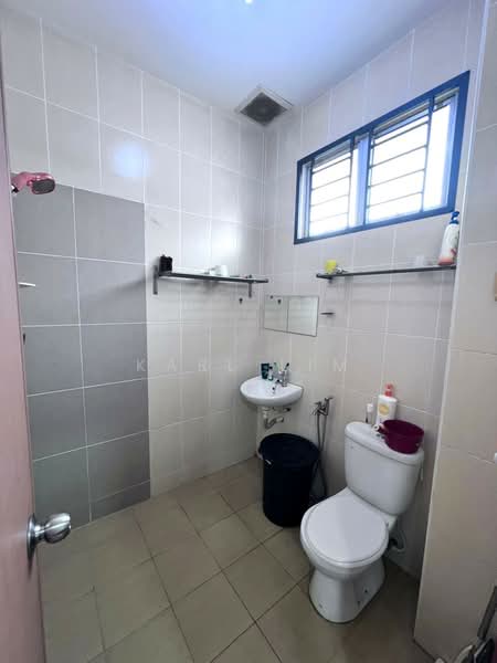 Rumah Teres 2 Tingkat untuk Dijual di Taman Nusa Bestari (Iskandar Puteri (Nusajaya)) - Karl Lim - Bathroom - PropertyGuru.com.my