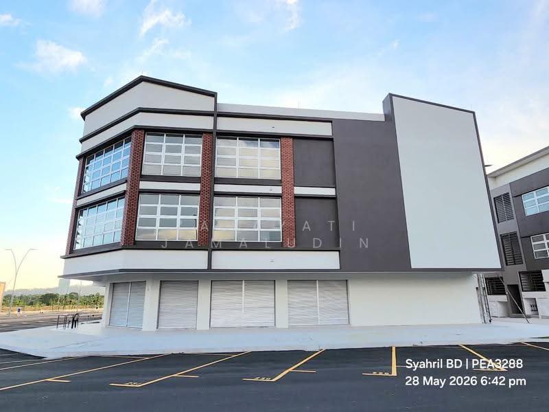 Shop / Office untuk Dijual di Shah Alam (Selangor) - Zahayati Jamaludin - Exterior - PropertyGuru.com.my