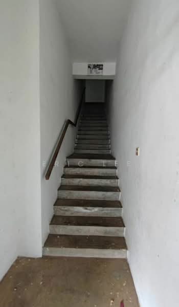Factory for Sale in Taman Universiti (Skudai) - Eric Lee - Corridor - PropertyGuru.com.my