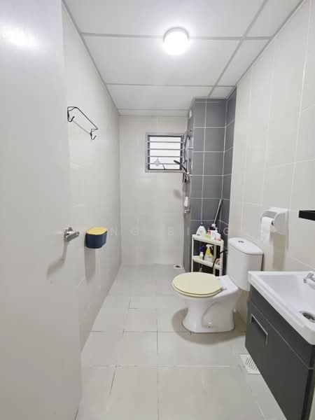 Apartment for Sale at Seruling Apartment - Bing Bing - Bathroom - PropertyGuru.com.my