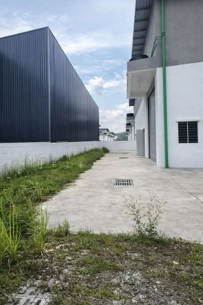 Kilang untuk Disewa di Rawang (Selangor) - Helen Wan - Exterior - PropertyGuru.com.my