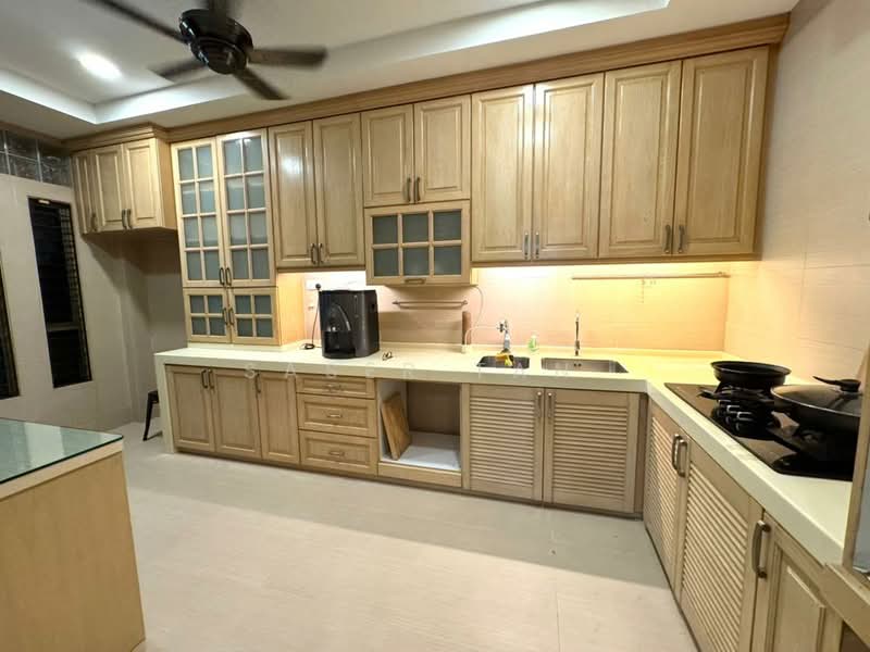 Semi-Detached House for Sale in Taman Austin Perdana (Tebrau) - SASER TAN. - Kitchen - PropertyGuru.com.my