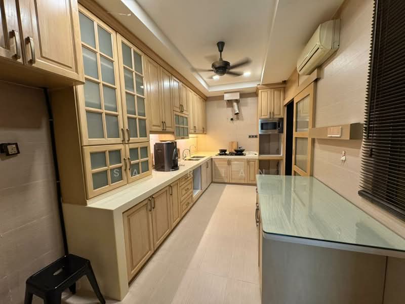 Semi-Detached House for Sale in Taman Austin Perdana (Tebrau) - SASER TAN. - Kitchen - PropertyGuru.com.my
